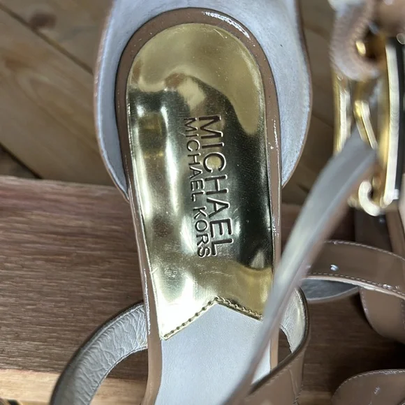 Michael Kors Women's Platform Sandal Sz8 Tan Strappy Heels - Picture 5 of 9